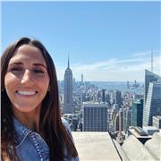 Soy profesora de primaria con 8 años de experiencia con adultos y niños. Doy clases particulares de catalán, castellano y francés